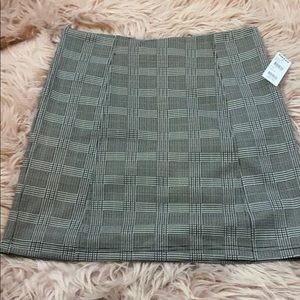 Sky and Sparrow Skirt Size Medium with Tags!